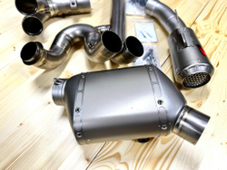 Akrapovic Титановая выхлопная система KTM 1290 / 1390 Super Duke 61705999044
