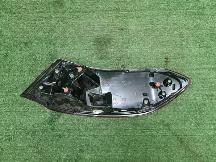 Фонарь левый внешний Mercedes GLE C292 (2015-2019)