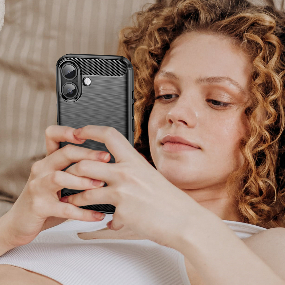 Мягкий защитный чехол на iPhone 17, серия Carbon (дизайн в стиле карбон) от Caseport