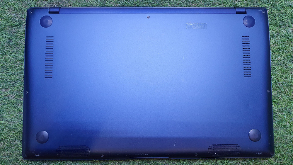 Ноутбук ASUS i7-8/8Gb/Mx150 2Gb/FHD