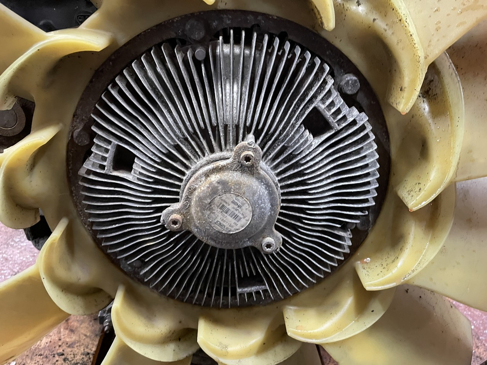 Двигатель MX300U1 410 л.с. Euro-5