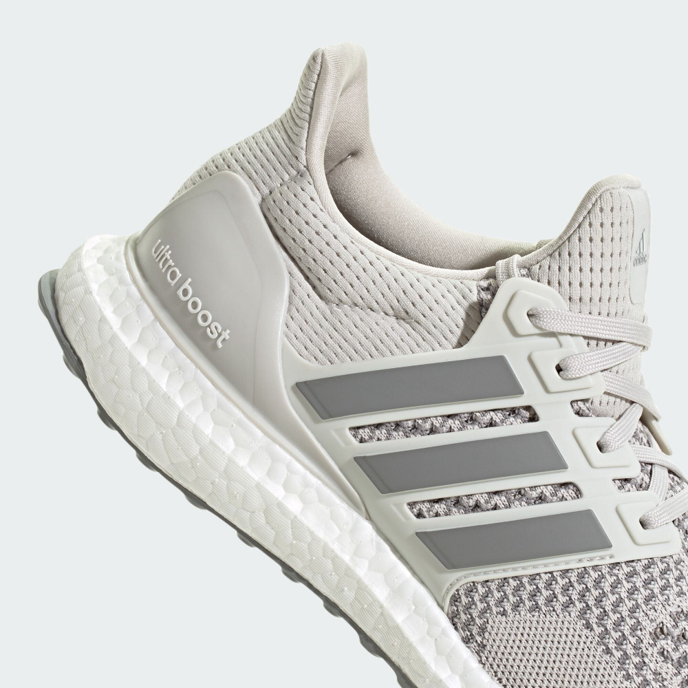 Кроссовки adidas Ultraboost 1.0