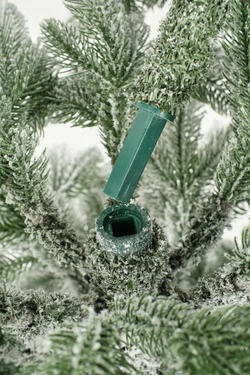 Ель искусственная Царь елка Беверли стройная заснеженная 230 см