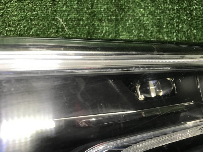 Фара правая BMW X7 G07 (19-22) Laser Light