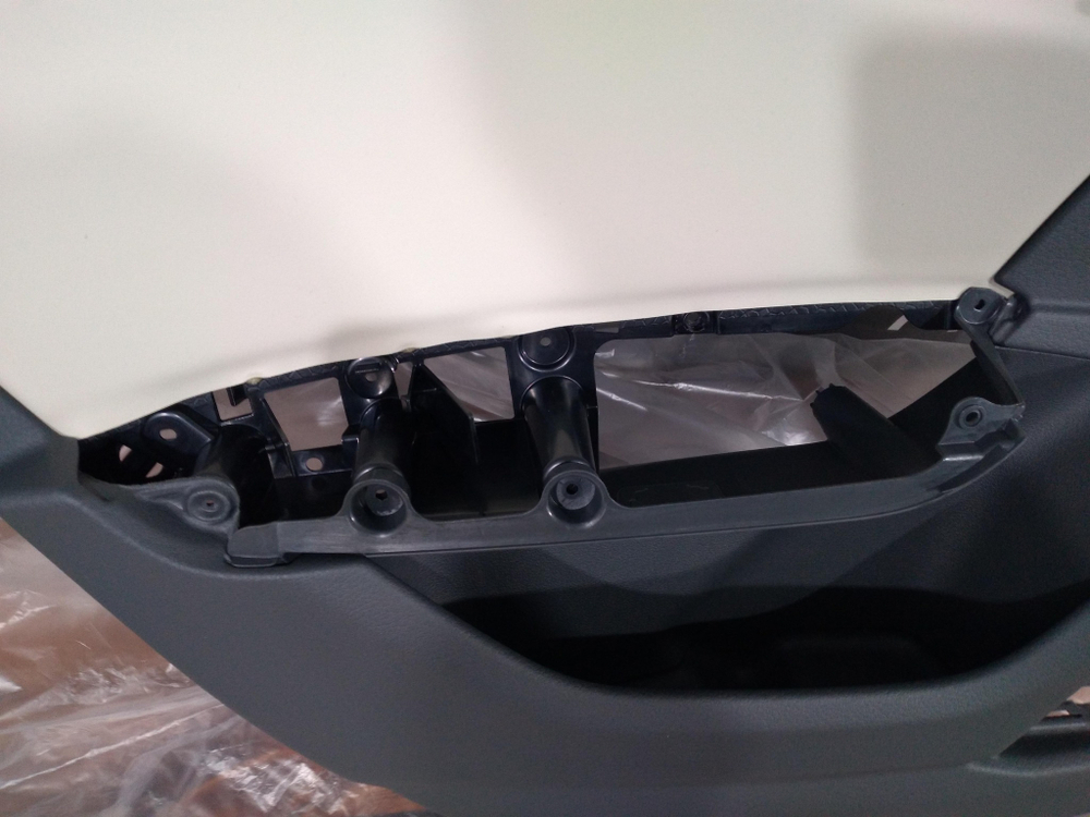 Обшивка двери задней левой Audi A6 (C8) Новая Оригинал