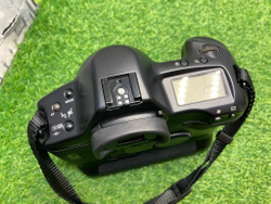 Canon EOS-1N + Canon Power Drive Booster EA1