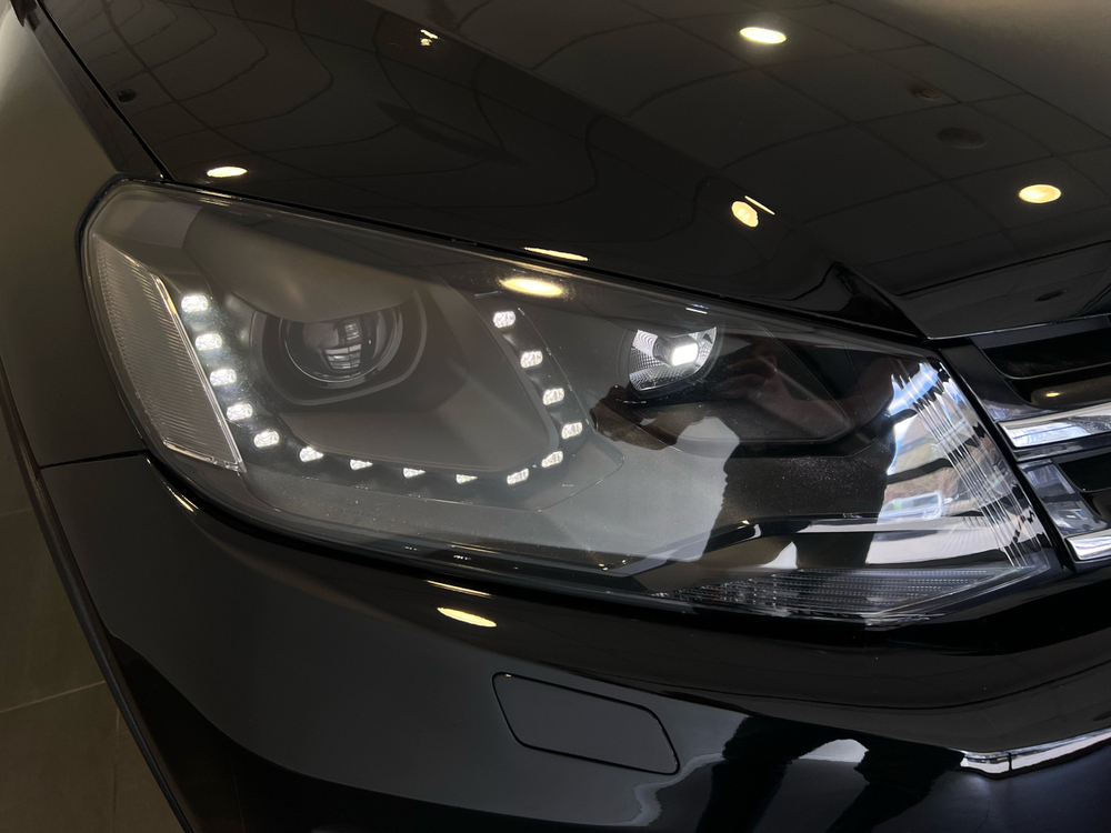 Volkswagen Touareg, 2014 год