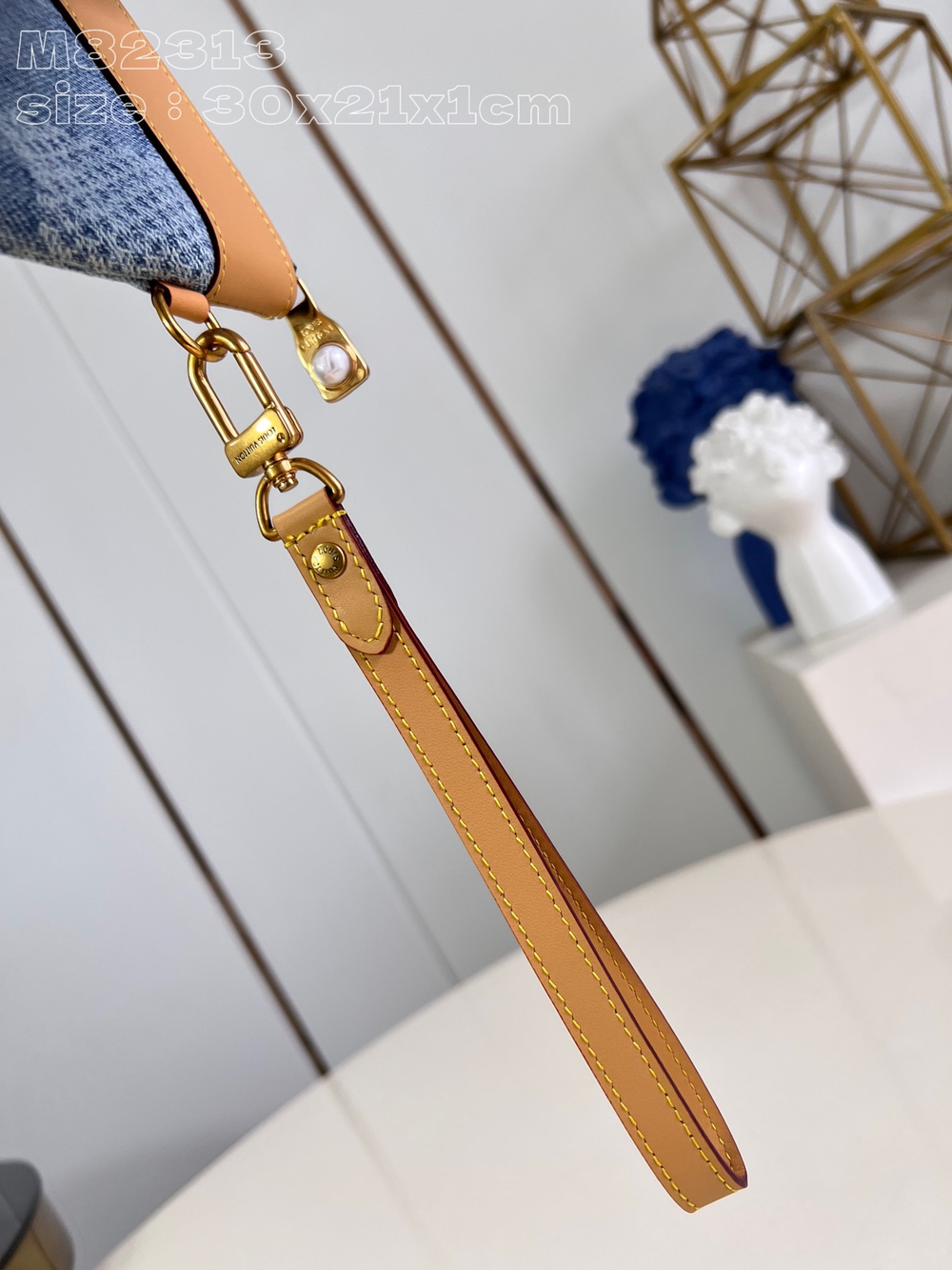 Louis Vuitton Pochette To-Go