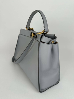 Сумка Fendi Peekaboo medium
