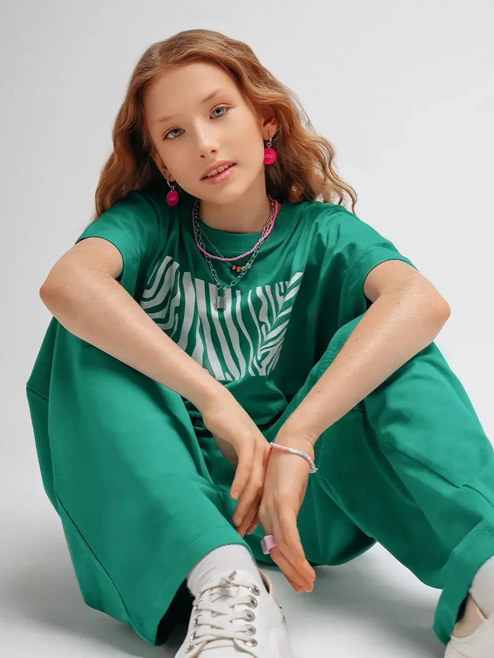 Костюм для девочки, футболка и брюки