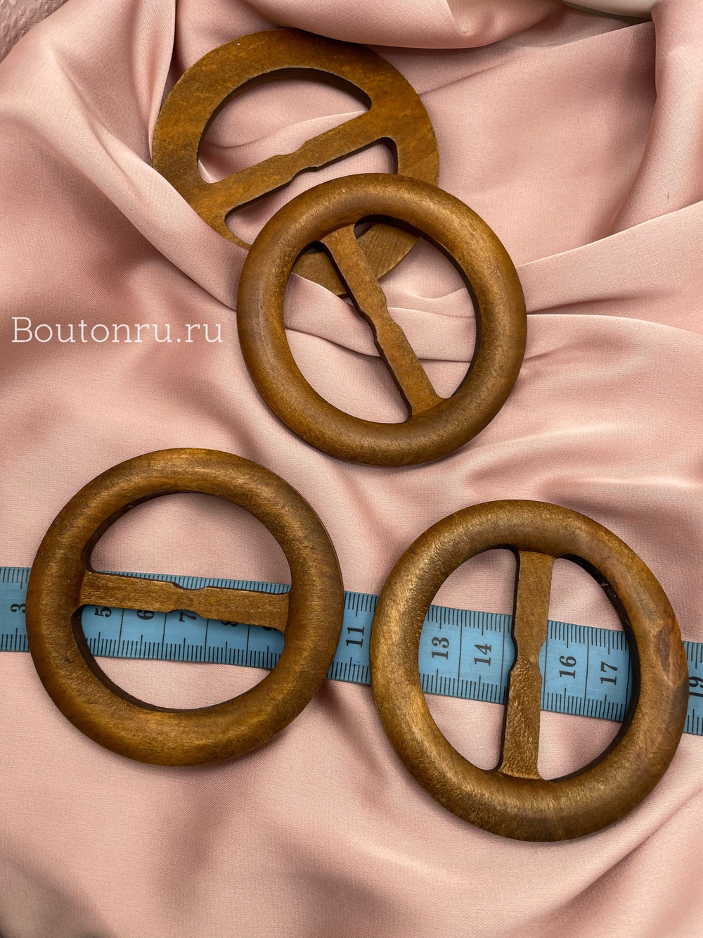 Пряжка деревянная