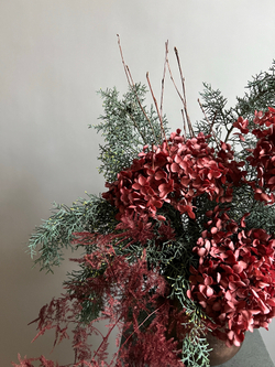 Композиция из хвойных растений "Тайный лес"