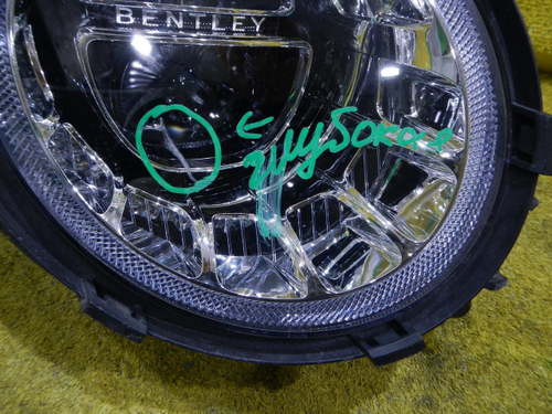 Фара правая Bentley Bentayga (2015-2020) LED