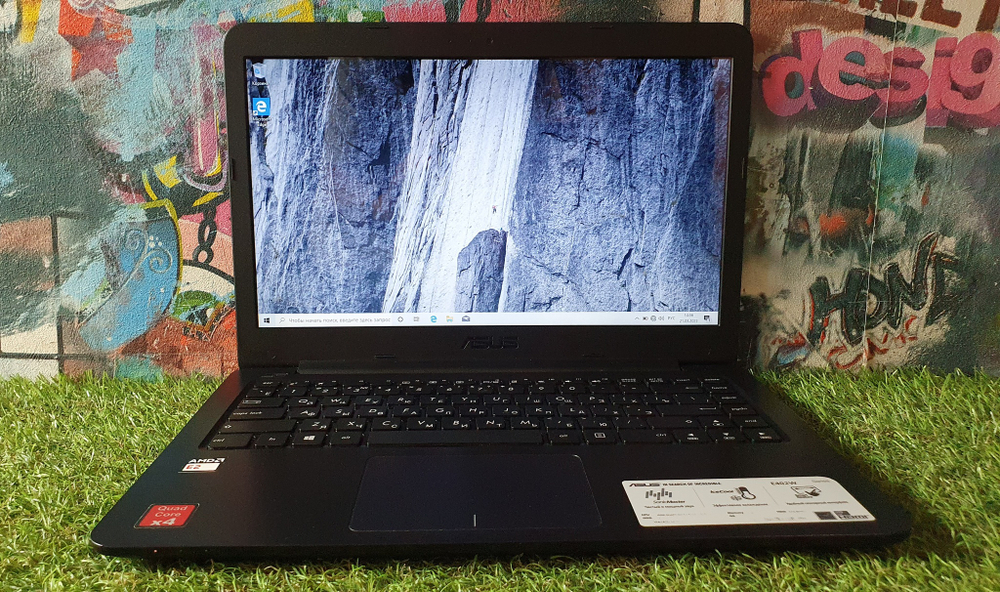 Ноутбук ASUS E402WA-GA002T 90NB0HC3-M02120