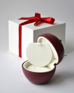 Футляр "ИСКУШЕНИЕ" (яблоко в подарочной упаковке)