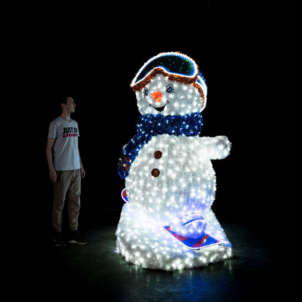 Светодиодный снеговик "Сноубордист"