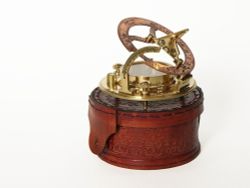 Nautical Морской компас в кожаном футляре