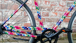 Наклейка на раму велосипеда Flow Remember