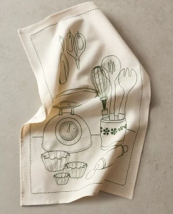 ZARA HOME КУХОННОЕ ПОЛОТЕНЦЕ ИЗ ХЛОПКА С ВЫШИВКОЙ «ПОСУДА», ЭКРЮ