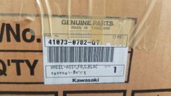 41073-0653-QT. FRONT WHEEL. BLACK. KAWASAKI
