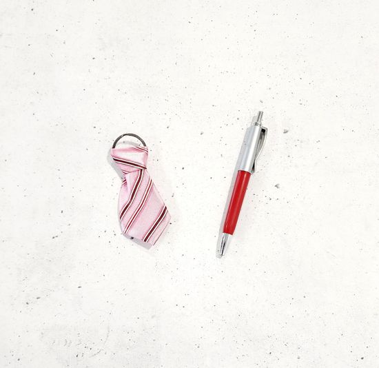 Набор подарочный 2в1 (ручка + брелок - галстук)