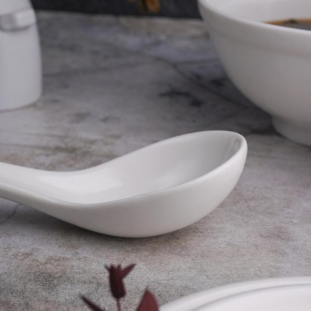 Ложка для мисосупа 15 см белая фарфор P.L. Proff Cuisine [10]