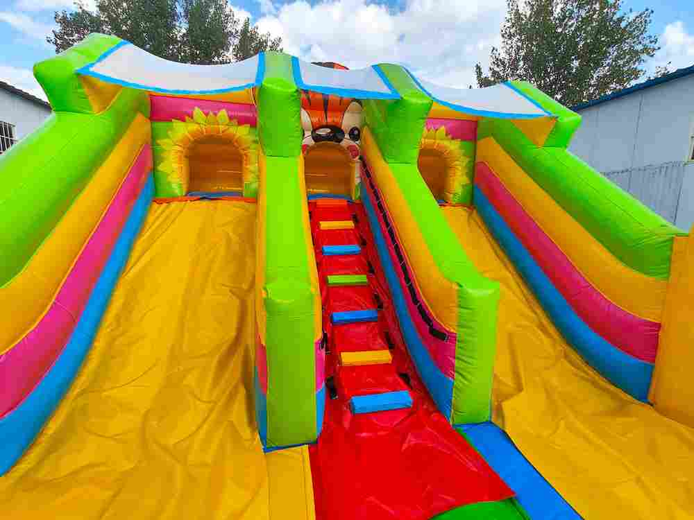 Коммерческий надувной батут «Тигриная страна 3», 10*5*3,5 м