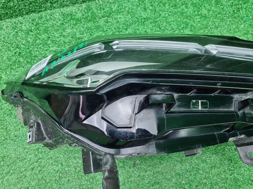Фара правая Geely Coolray (2023-н.в.) LED
