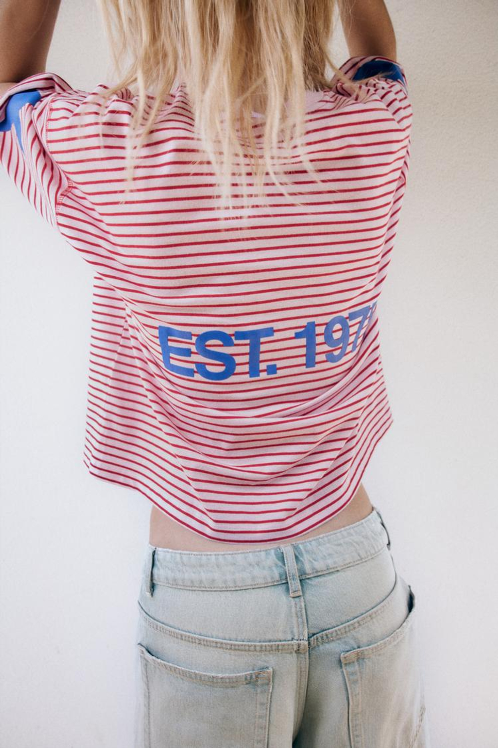 ZARA ДЖИНСОВЫЕ ШОРТЫ TRF BAGGY СО СРЕДНЕЙ ПОСАДКОЙ, ГОЛУБОЙ