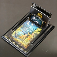 Подставка для блока для записей ручной росписью Палех "Охотники"