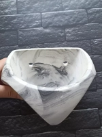 Настенное кашпо  мрамор со мхом