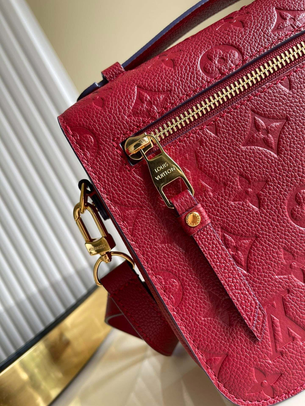 Louis Vuitton Metis