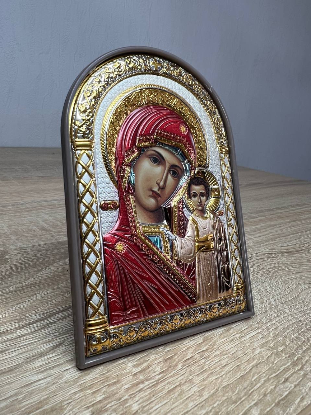 Казанская БМ, икона арочная, пластик коричневый, эмаль 80х115