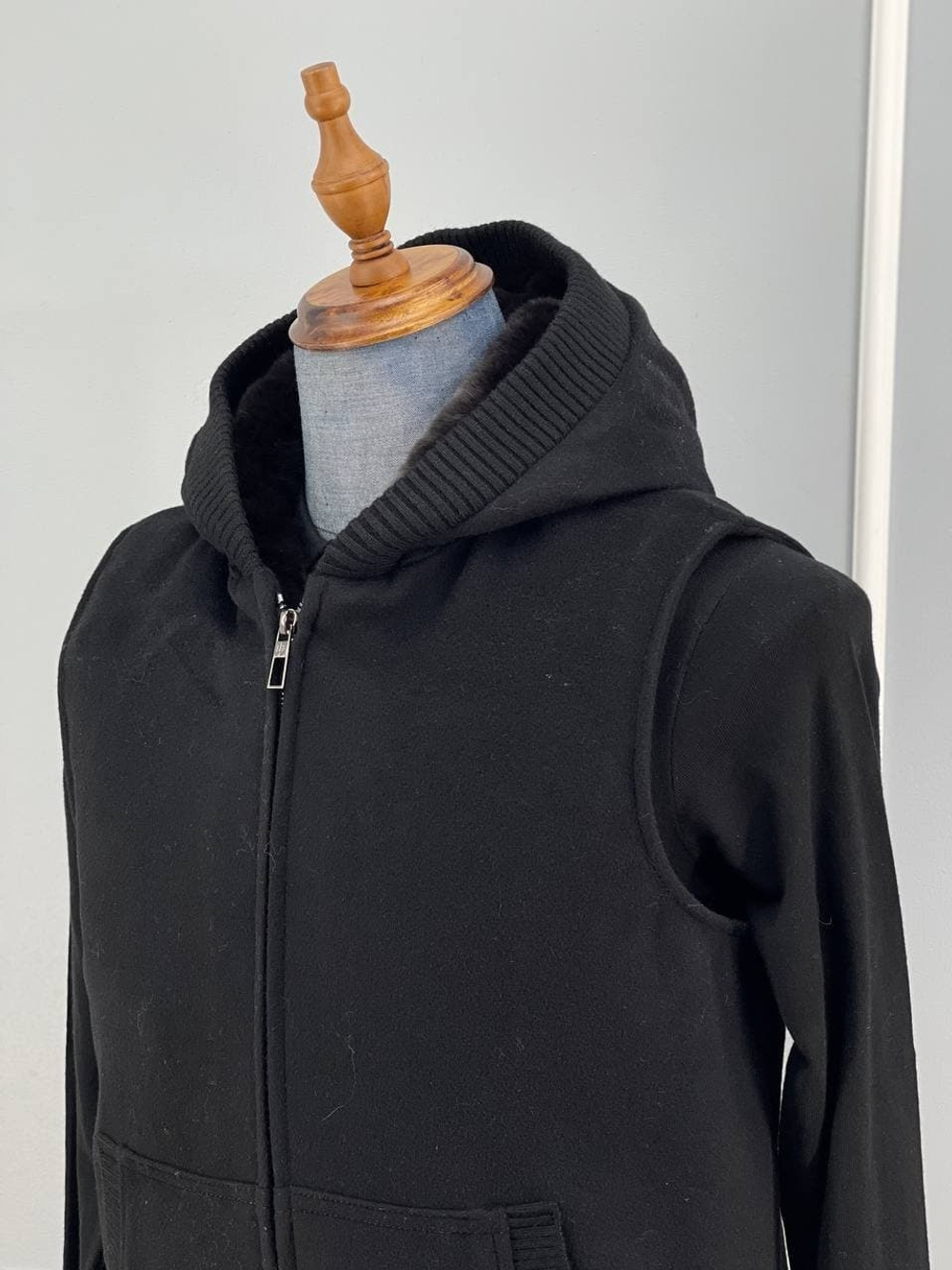 Меховой жилет Loro Piana