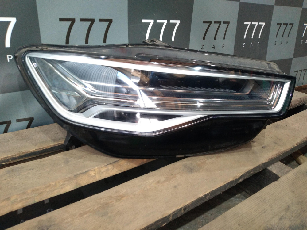 Фара правая Audi A6 C7 Matrix б/у оригинал целая 4G0941036