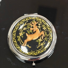 Сувенирное зеркальце с ручной холуйской росписью "Олененок"