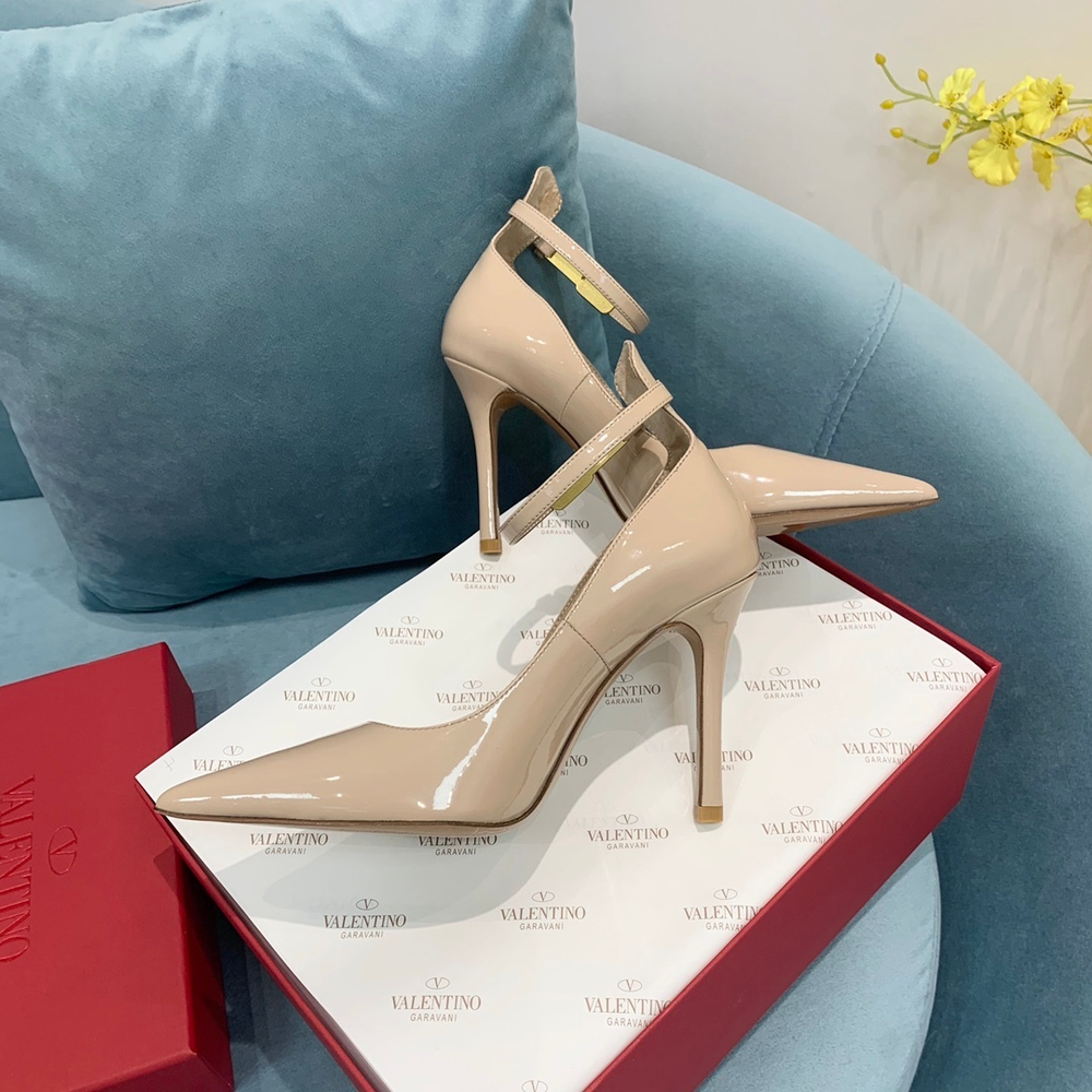 Valentino Tan-Go Pumps