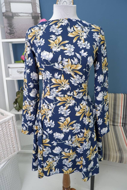 Платье Befree с цветочным принтом 42 размер