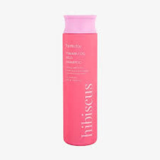 Шампунь для волос с маслом таману и гибискусом FARMSTAY Tamanu Oil Mild Shampoo Hibiscus 300 мл