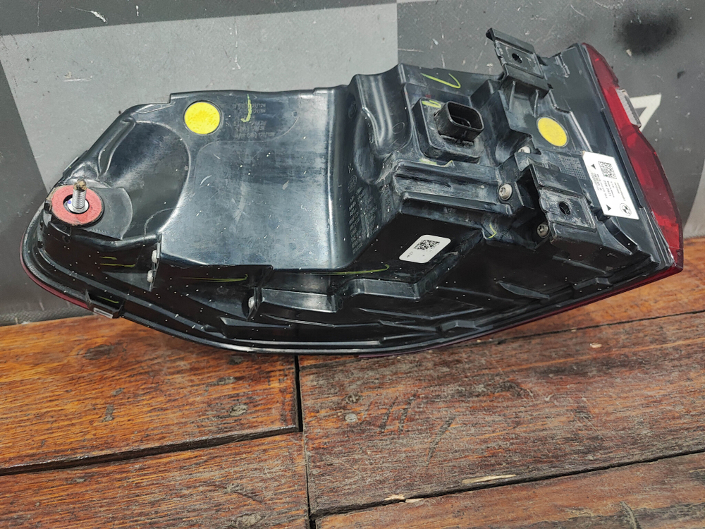 Фонарь задний правый BMW X7 (G07) 19-22 Б/У Оригинал 63217442288