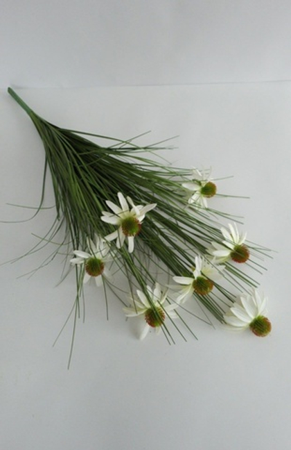 Ромашки в траве / Арт 6021