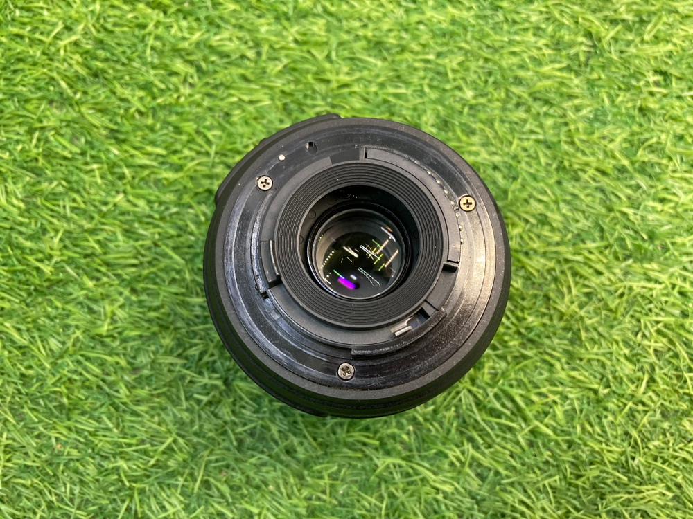 Nikon D3100 kit 18-55mm 3.5-5.6G VR 1.700 кадров