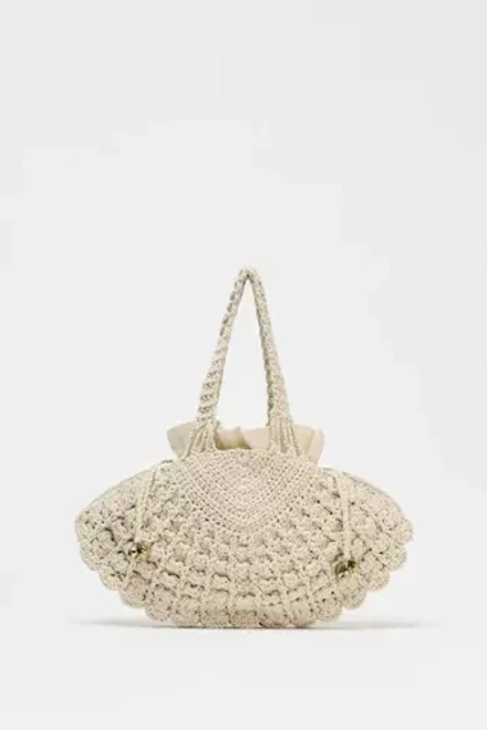ZARA СУМКА «РАКУШКА» ИЗ КРУЖЕВА КРОШЕ, СВЕТЛО-БЕЖЕВЫЙ