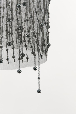 ZARA ТОП С ГОРЛОВИНОЙ ХАЛТЕР И БАХРОМОЙ С БУСИНАМИ, СЕРЕБРИСТЫЙ