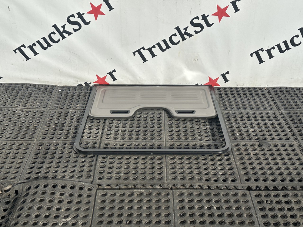 Шторка люка