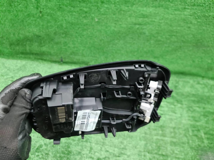 Плафон салона Volvo XC90 2 (2014-н.в.)