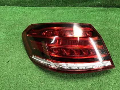 Фонарь левый внешний Mercedes E W212 (2013-2016)