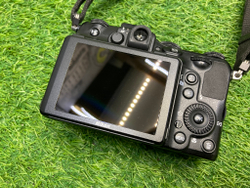 Nikon Coolpix P7100