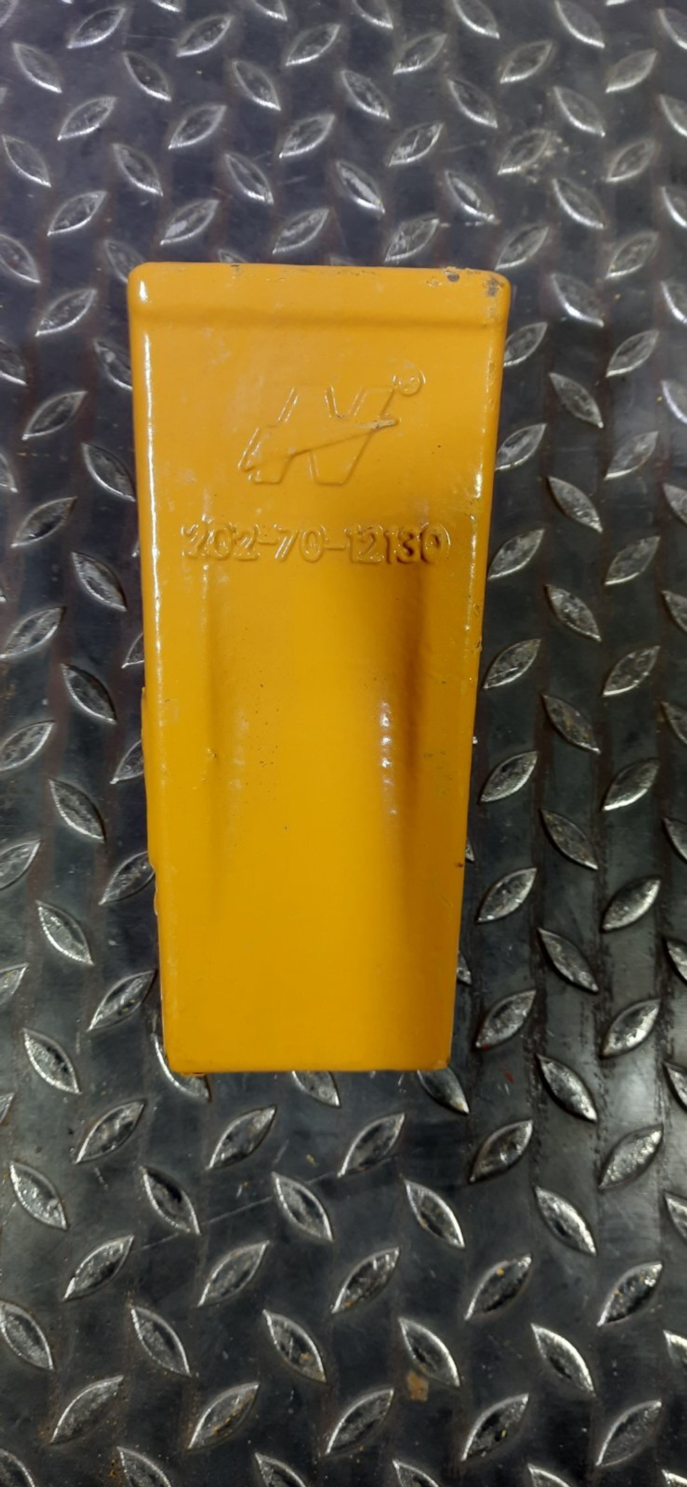 Коронка 202-70-12130 стандартная (PC120)