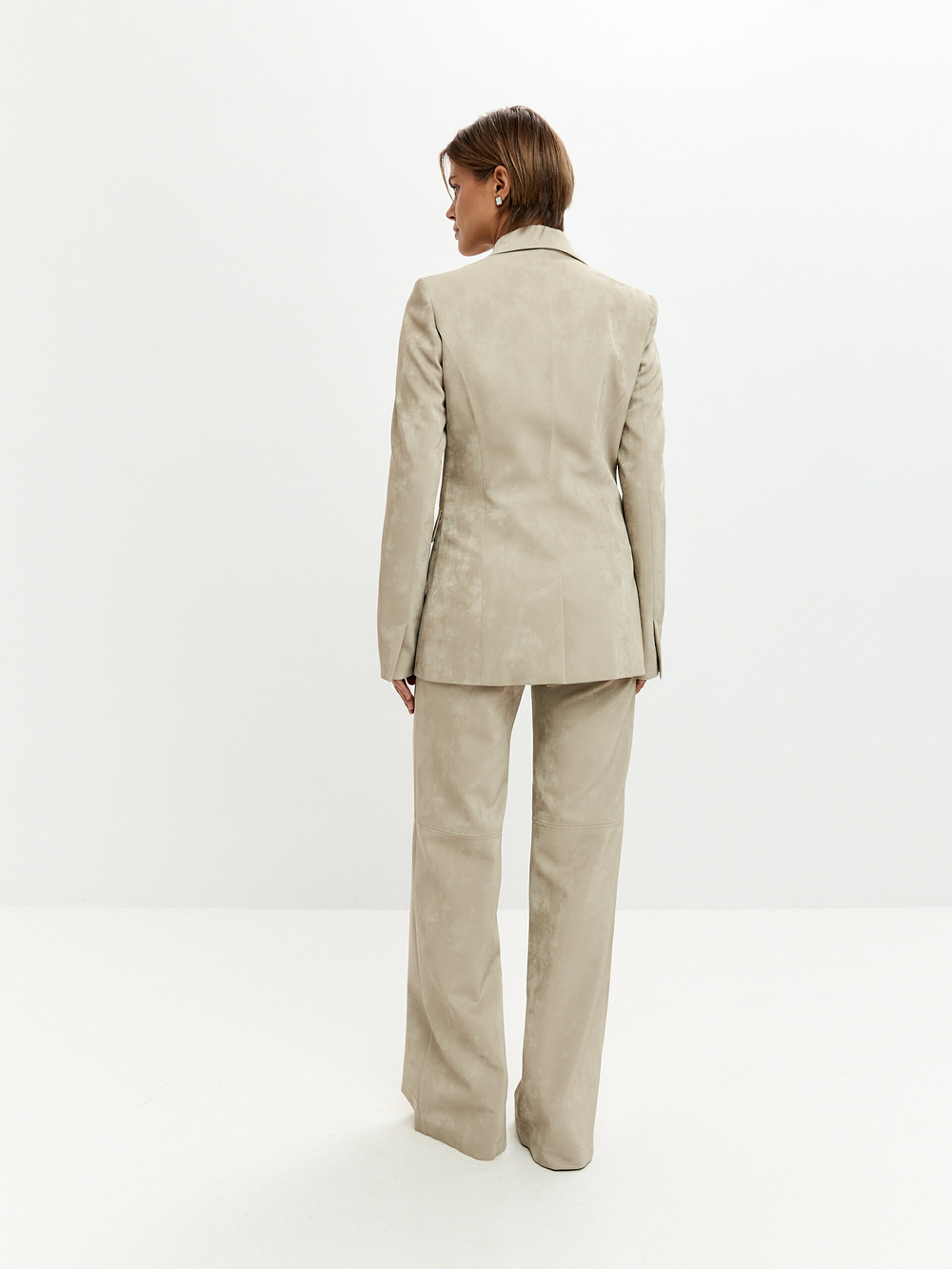 Жакет Скарлет из экокожи в оттенке миндаля